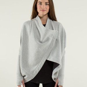 Lululemon it makes two wrap sweater
